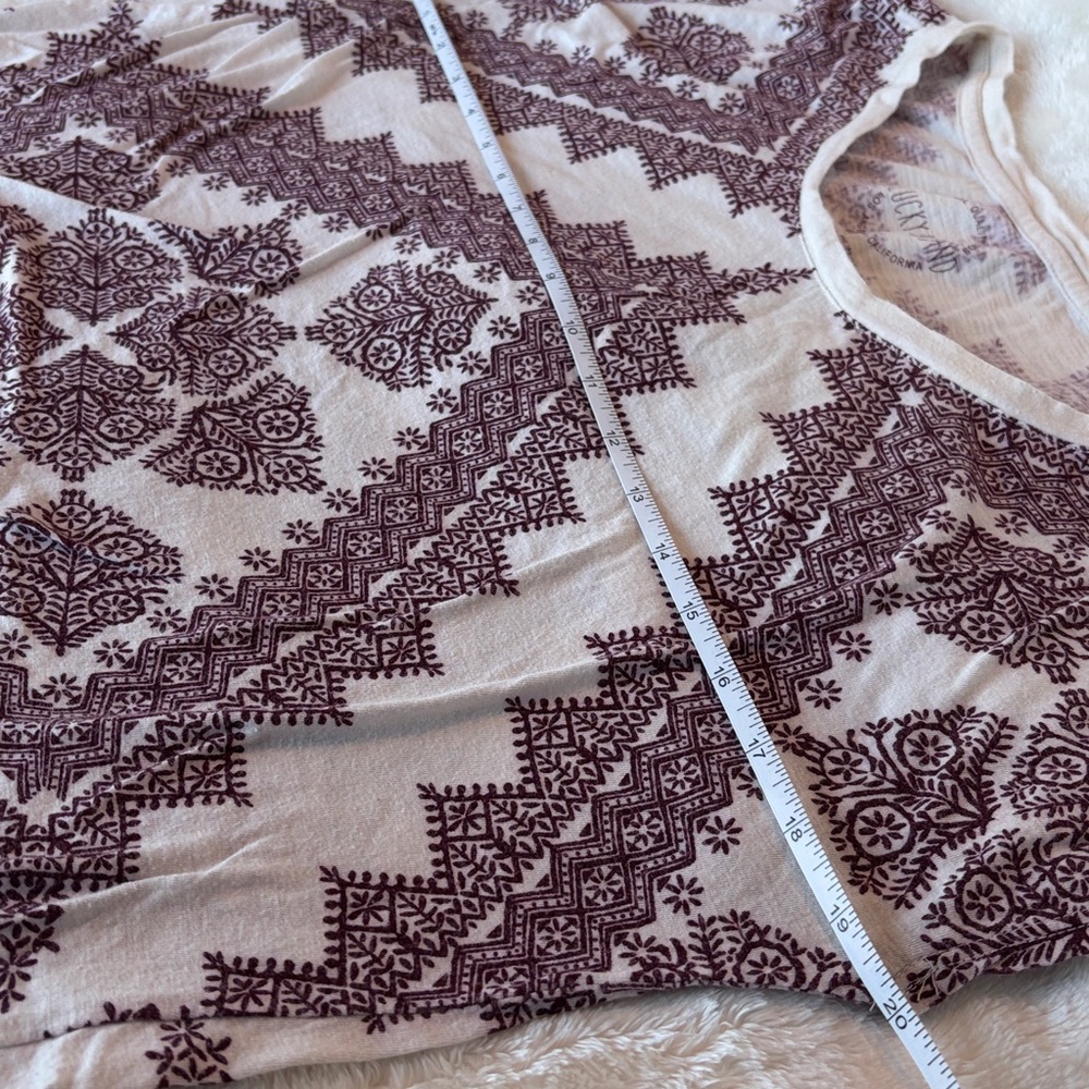 Lucky Brand Boho Print Short Sleeve Tee | Size L | Cream & Burgundy - Picture 4 of 5